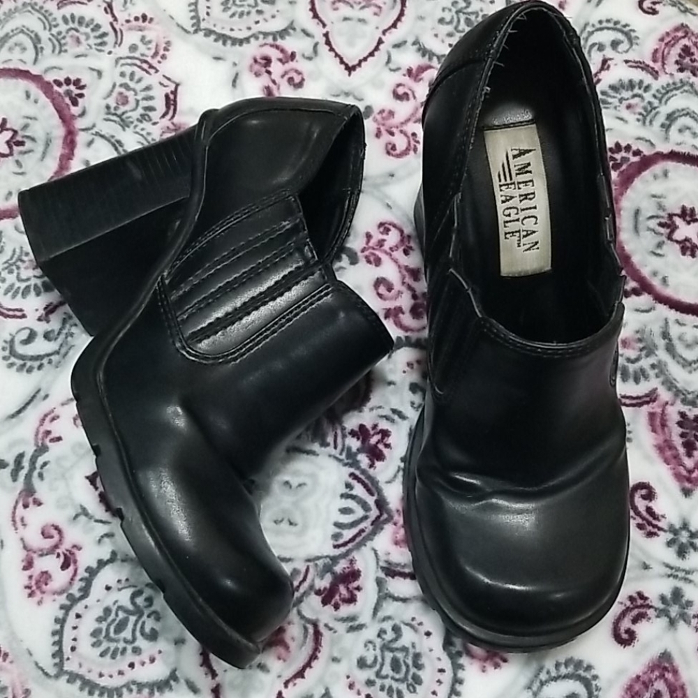 American Eagle shoes